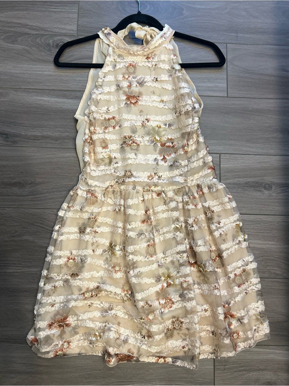 Elegant Women Floral Lace Halter Mini Dress